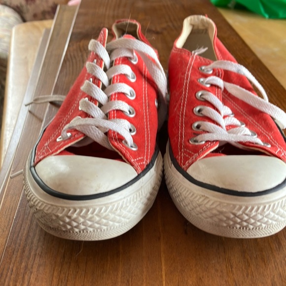 Converse - Picture 3 of 4